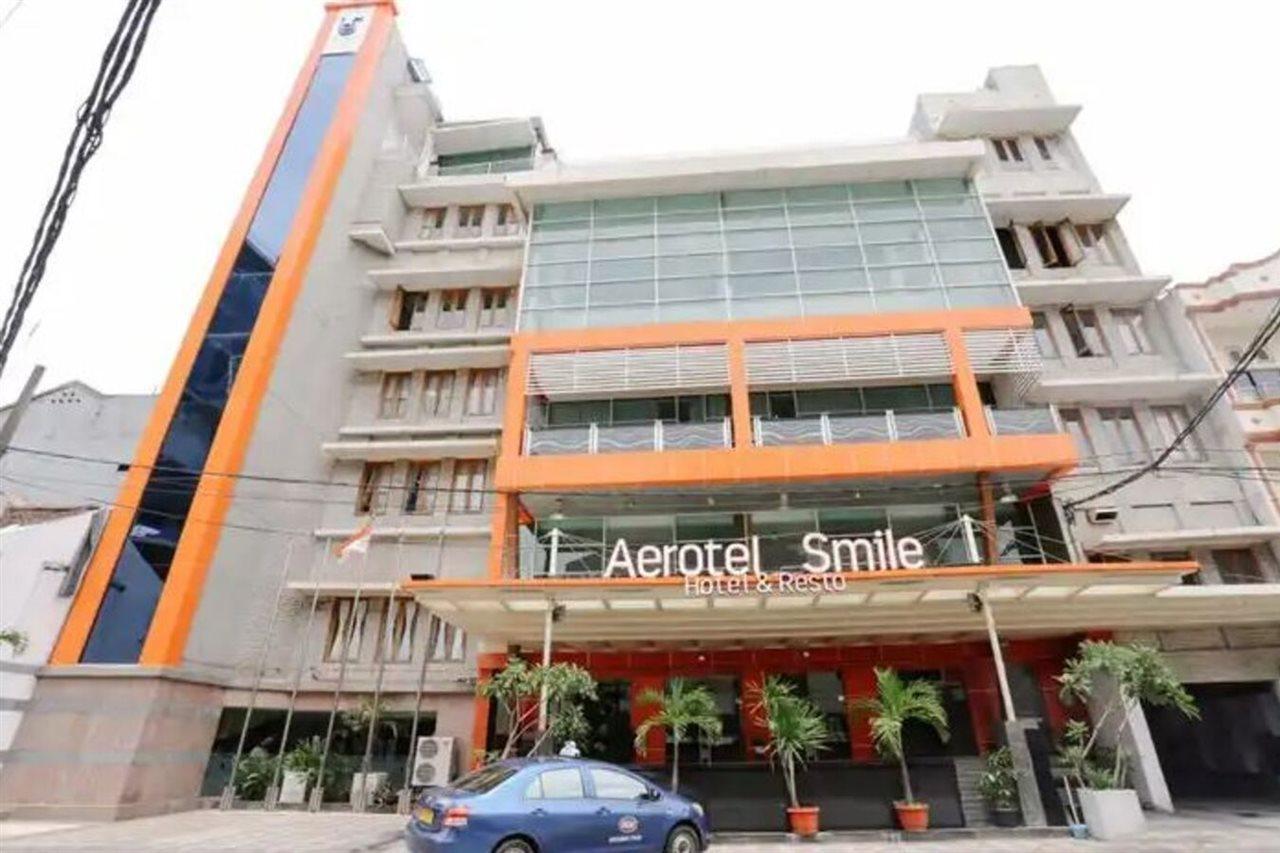 Aerotel Smile Losari マカッサル エクステリア 写真